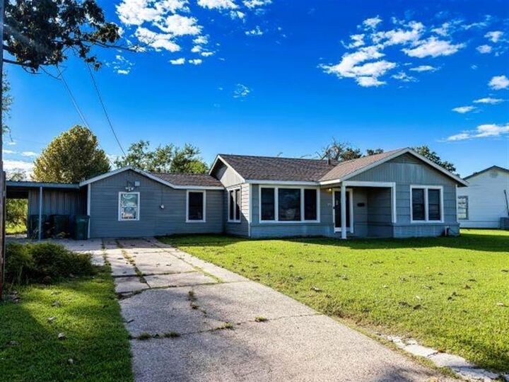 Property Photo: 1216 Continental Boulevard LA 70669