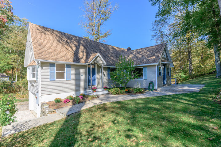 Property Photo:  81 Picketts Ridge Road  CT 06896 