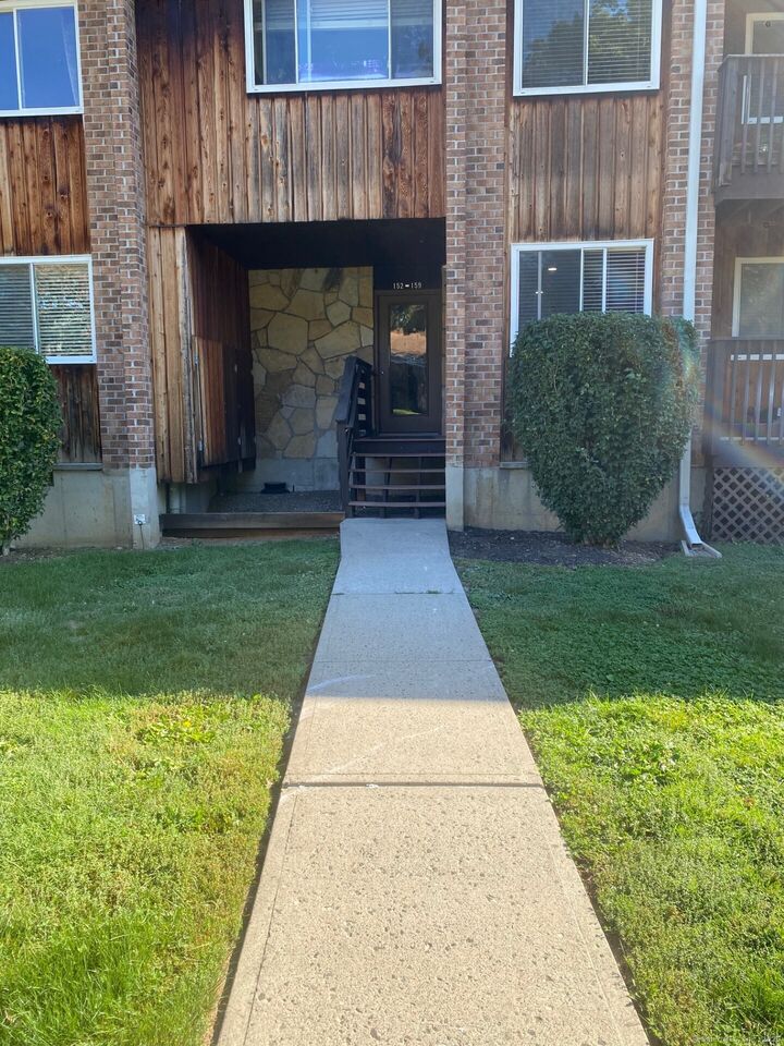 Property Photo:  333 Vincellette Street 152  CT 06606 