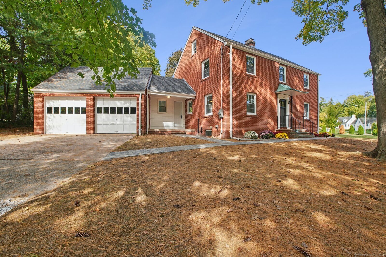 Property Photo: 74 Glen Parkway CT 06517