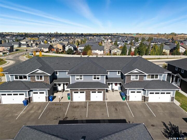 Property Photo: 115 Veltkamp Crescent 16 SK S7T 0T7