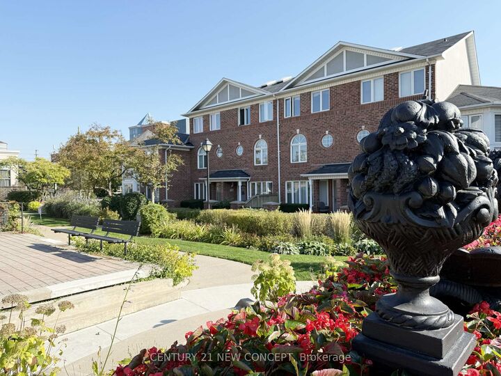Property Photo: 18 Clark Avenue W 107 ON L4J 8H1