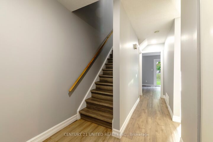 Photo de la propriété: 996 Sydenham Road 61 ON K9J 7V7