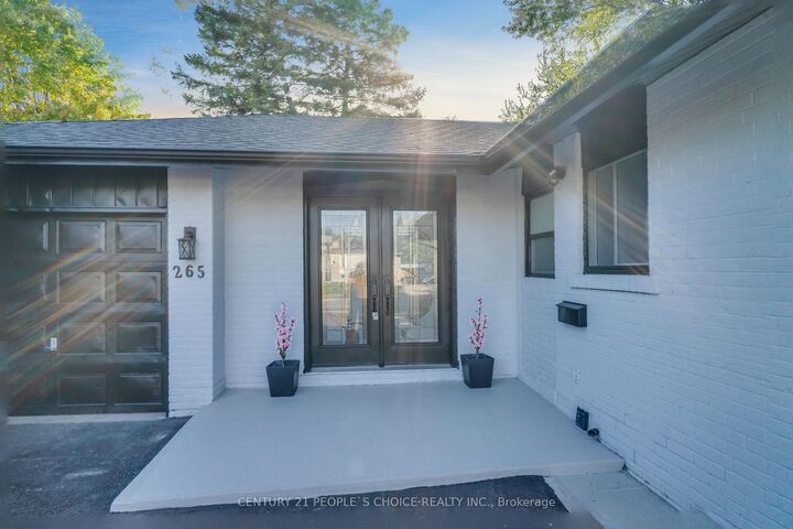 Property Photo: 265 Avondale Boulevard ON L6T 1J3