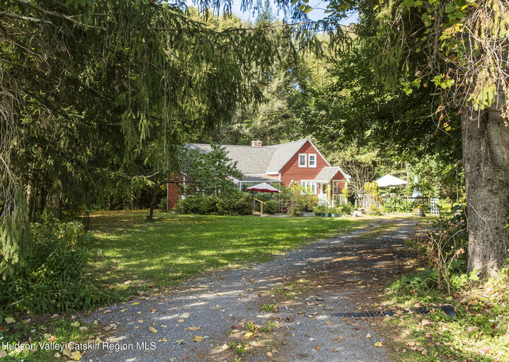 Property Photo: 65 Feltner NY 12173