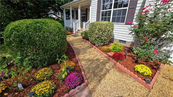 Property Photo:  