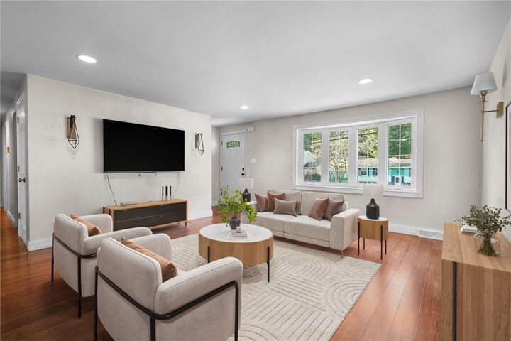 Property Photo: 573 Clifton Rd PA 15102