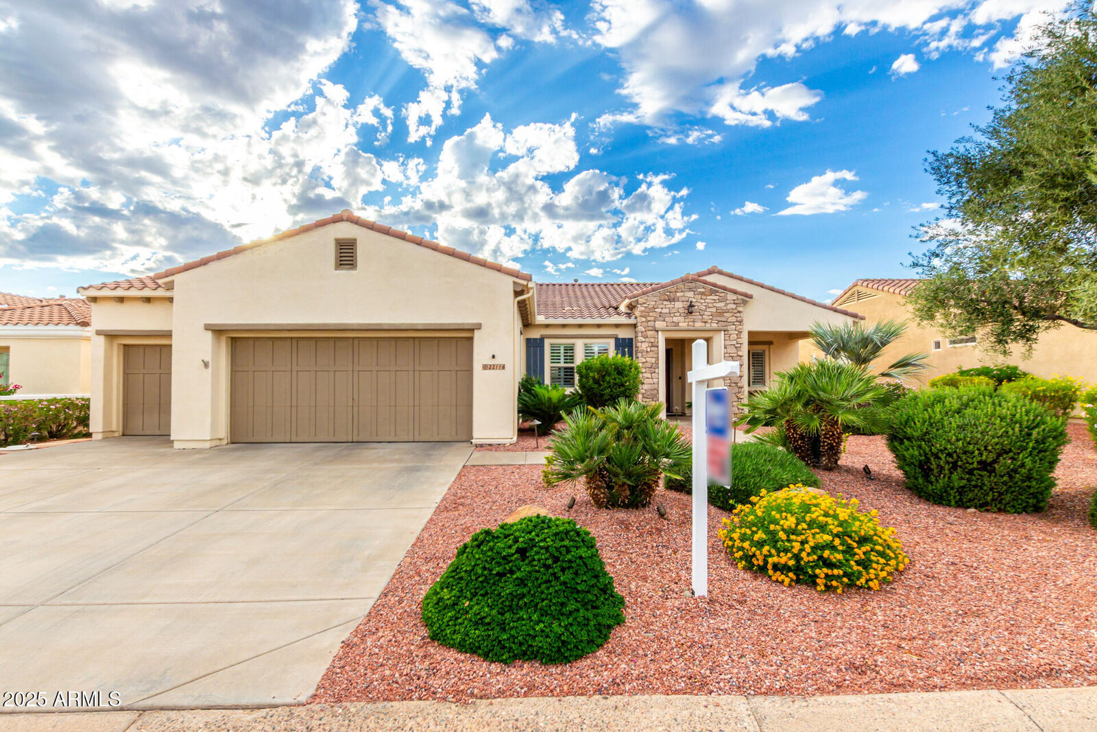Property Photo:  22116 N Pedregosa Drive  AZ 85375 