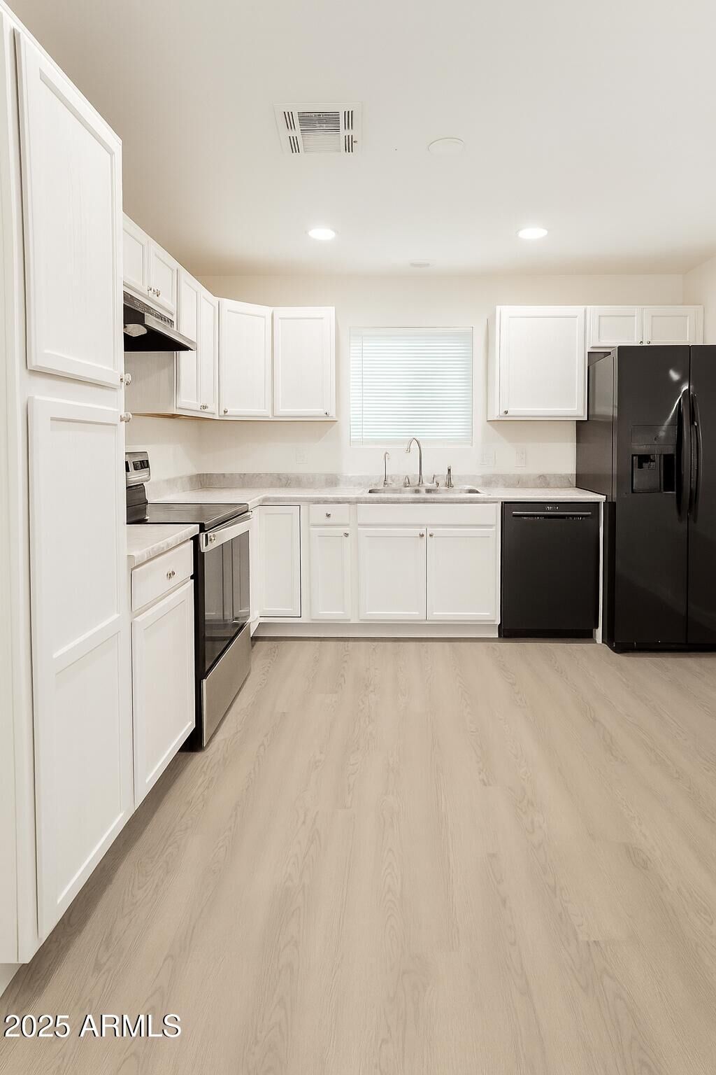 Property Photo:  108 S Ocotillo Drive  AZ 85120