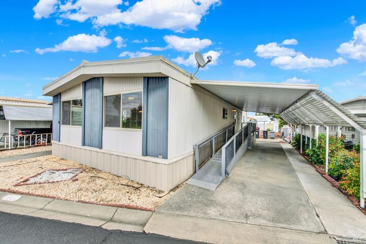 Property Photo: 71 Lemon Tree Circle CA 95687