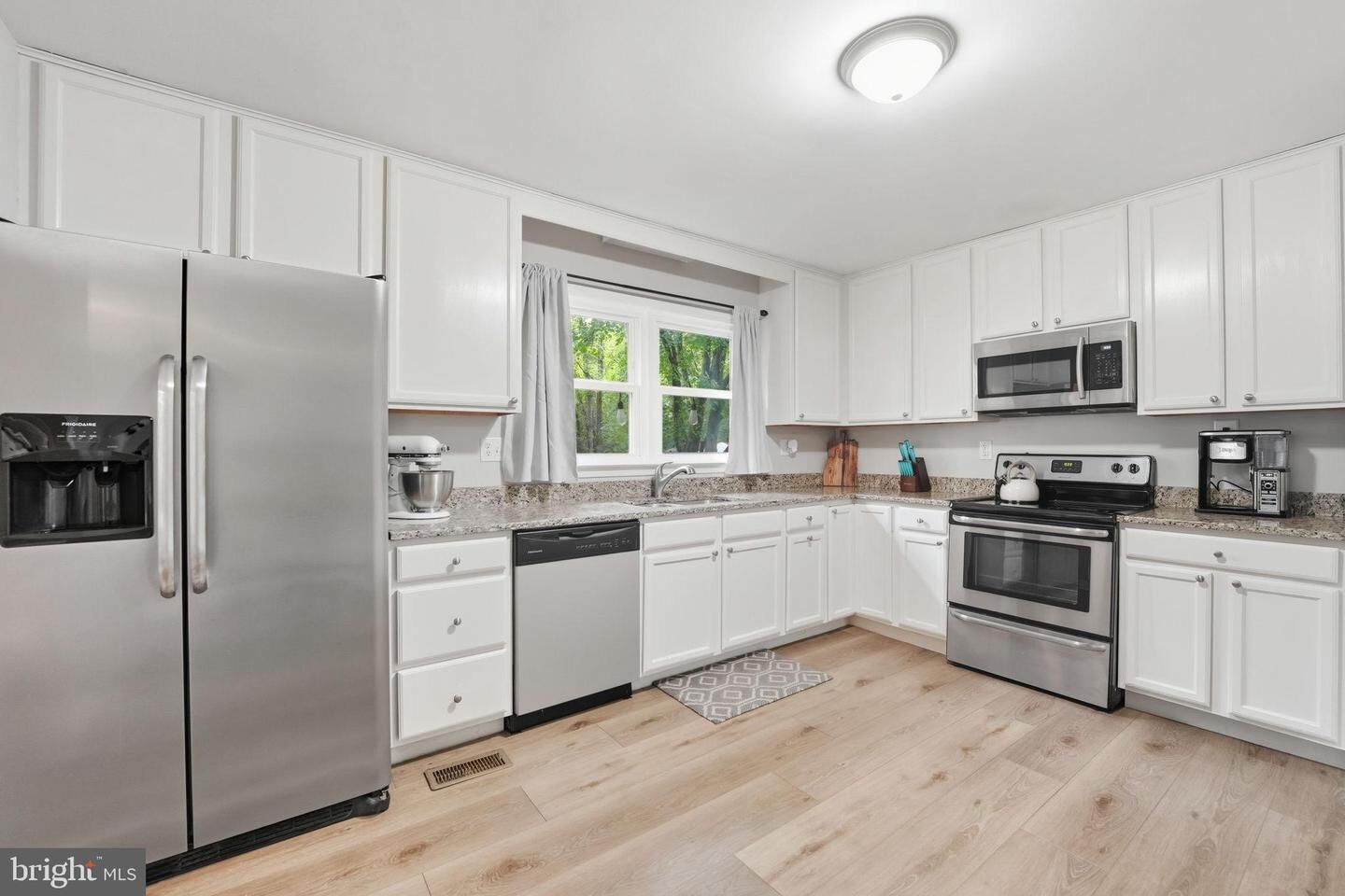 Property Photo:  4514 Greenfield Drive  VA 22408 