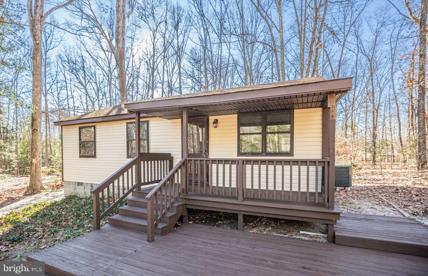 Property Photo: 15332 Dawn Boulevard VA 23047