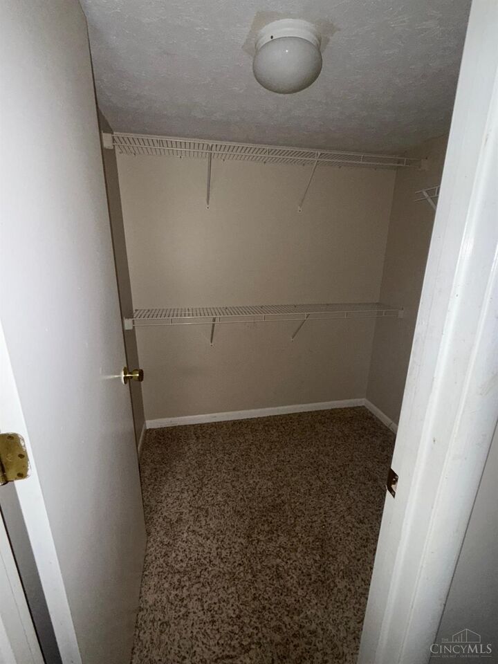 Property Photo: 529 Aspen Glen Drive OH 45244