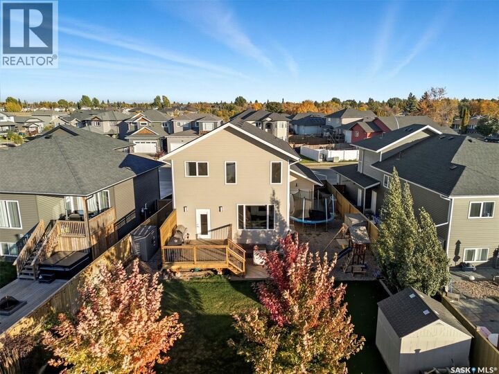 Property Photo: 1319 Steeves Avenue SK S7R 0M4