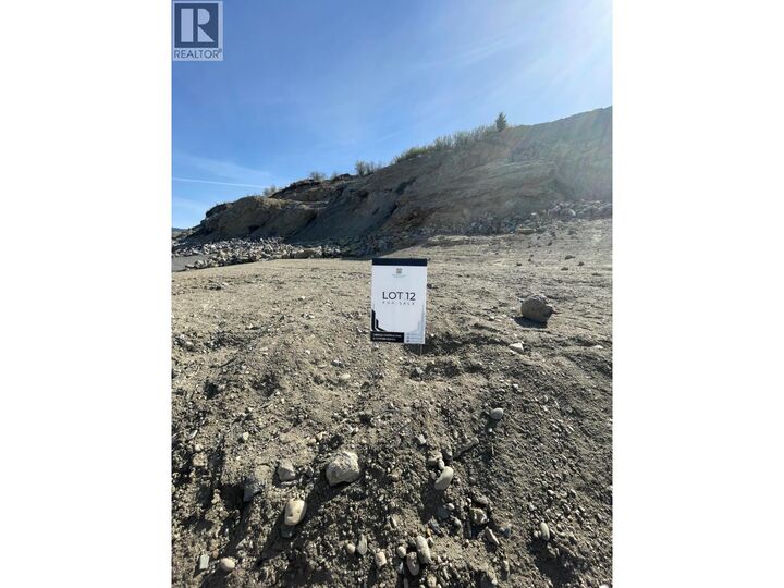 182 Sarsons Drive — photo 1
