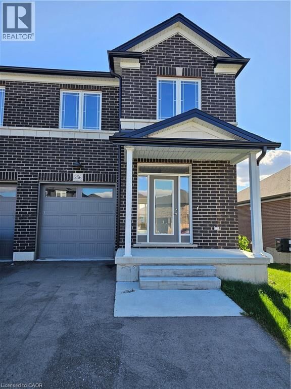 Photo de la propriété:  256 Keeso Lane  ON N4W 0C3 