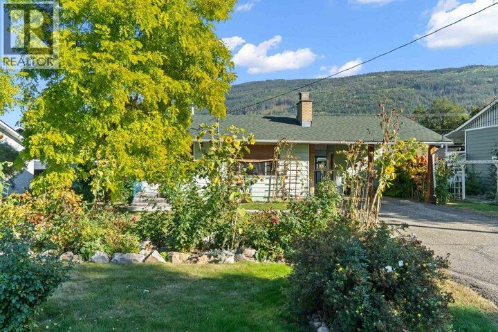 Property Photo: 7150 49 Street Northeast BC V0E 1K0