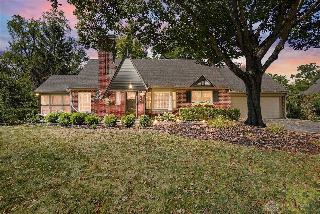 Property Photo: 3325 Ridgeway Road OH 45419