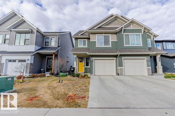 1745 Plum Crescent SW  Edmonton AB T6X 2Z8 photo