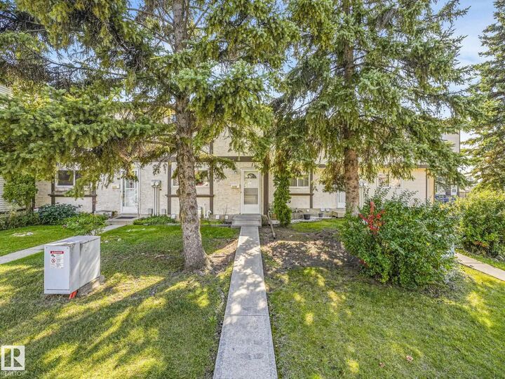 Property Photo: 1376 Lakewood Road NW AB T6K 3P2