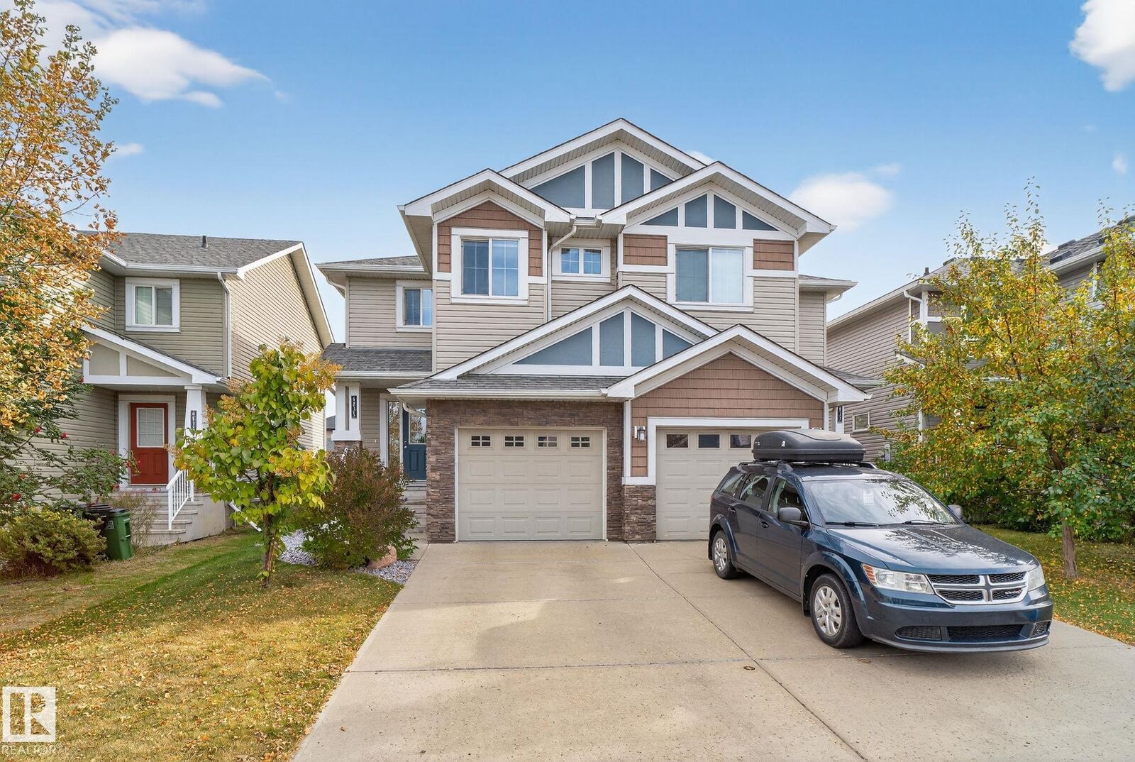Property Photo: 6835 Cardinal Link SW AB T6W 1Z1