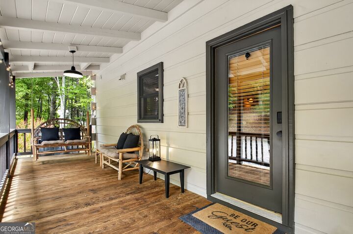 Property Photo:  100 Black Oaks Road  GA 30522