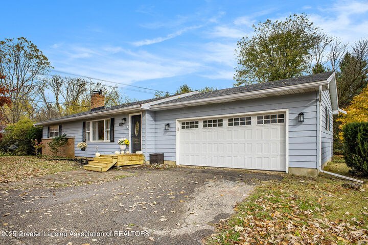 Property Photo:  2475 S Onondaga Road  MI 48827
