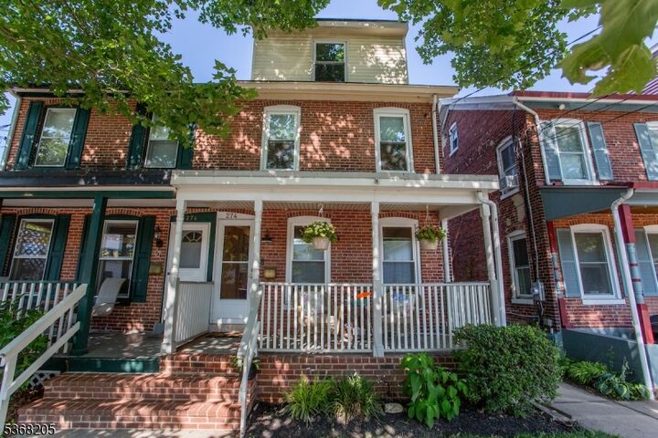 Property Photo: 274 N Union St NJ 08530