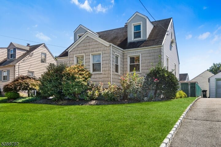 Property Photo: 1619 Raritan Rd NJ 07066