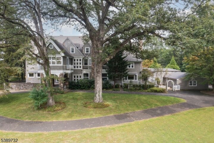 Property Photo: 17 Three Gables Rd NJ 07960