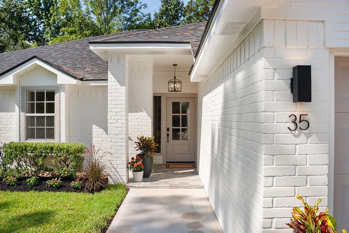 Property Photo: 35 Woodelves Place TX 77381