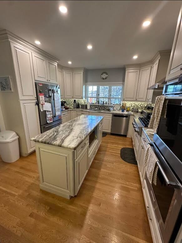 Property Photo:  6 Walter Pl   07094