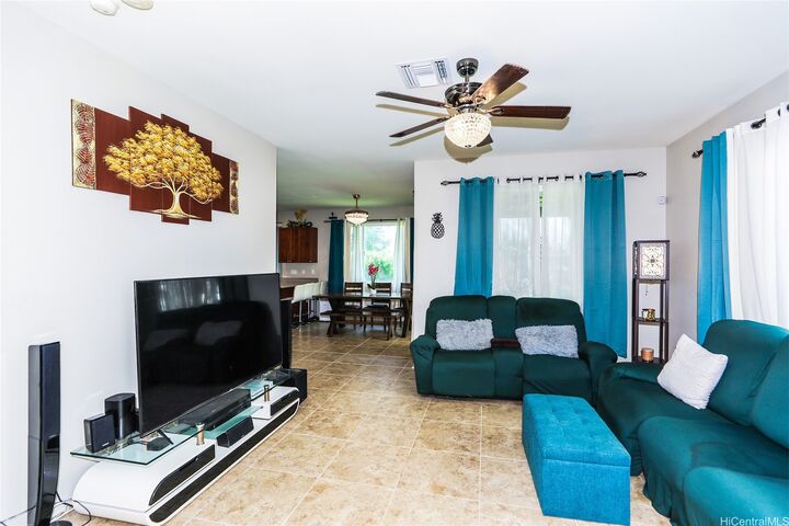 Property Photo:  91-1152 Paapaana Street  HI 96706 