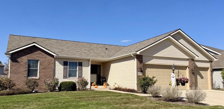 Property Photo: 4748 Pinestone Drive IN 46774