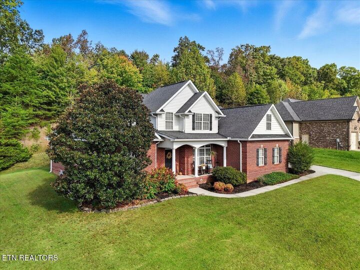 Property Photo: 1372 Old Hickory Lane TN 37772