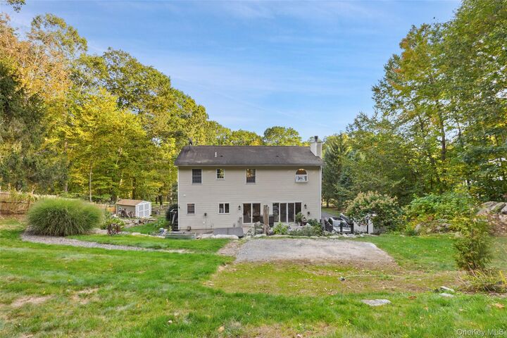 Property Photo:  10 Andreas Court  NY 12531 