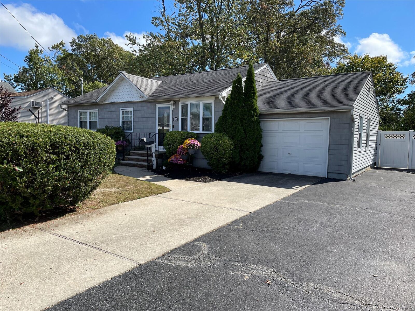 Property Photo: 1321 7th Street NY 11704