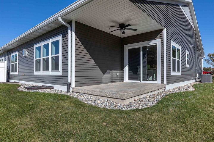 Property Photo:  7615 Cole  MI 48642 
