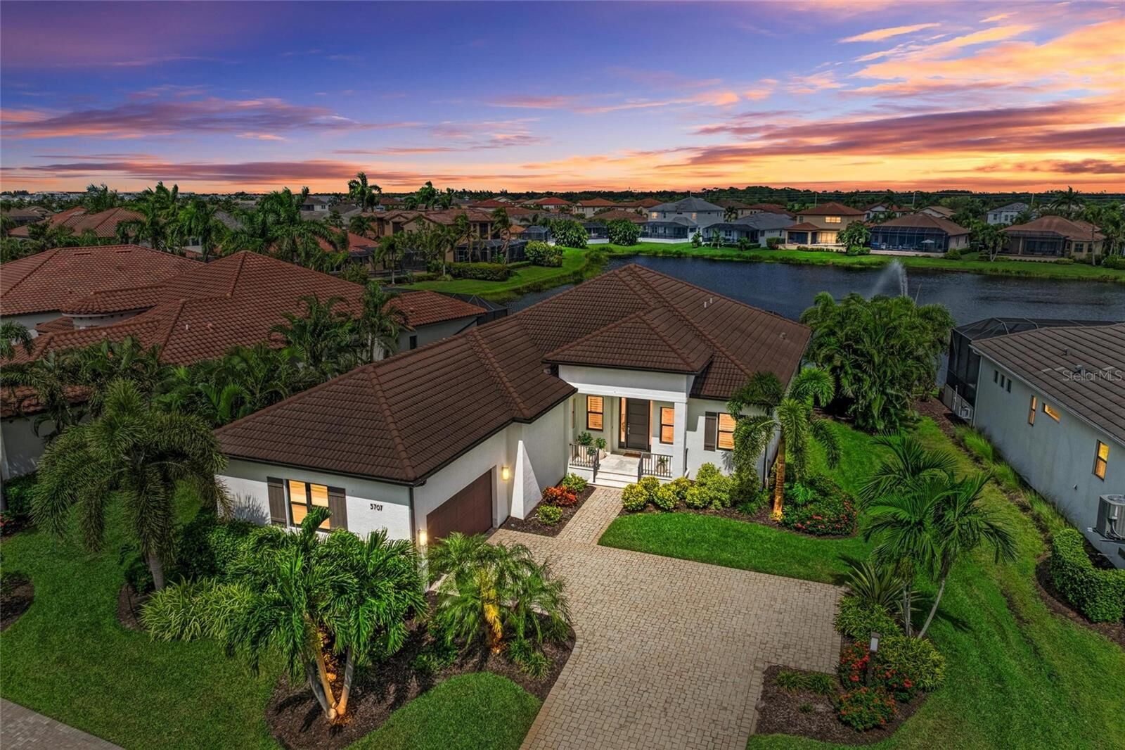 Property Photo: 5707 Inspiration Terrace FL 34210