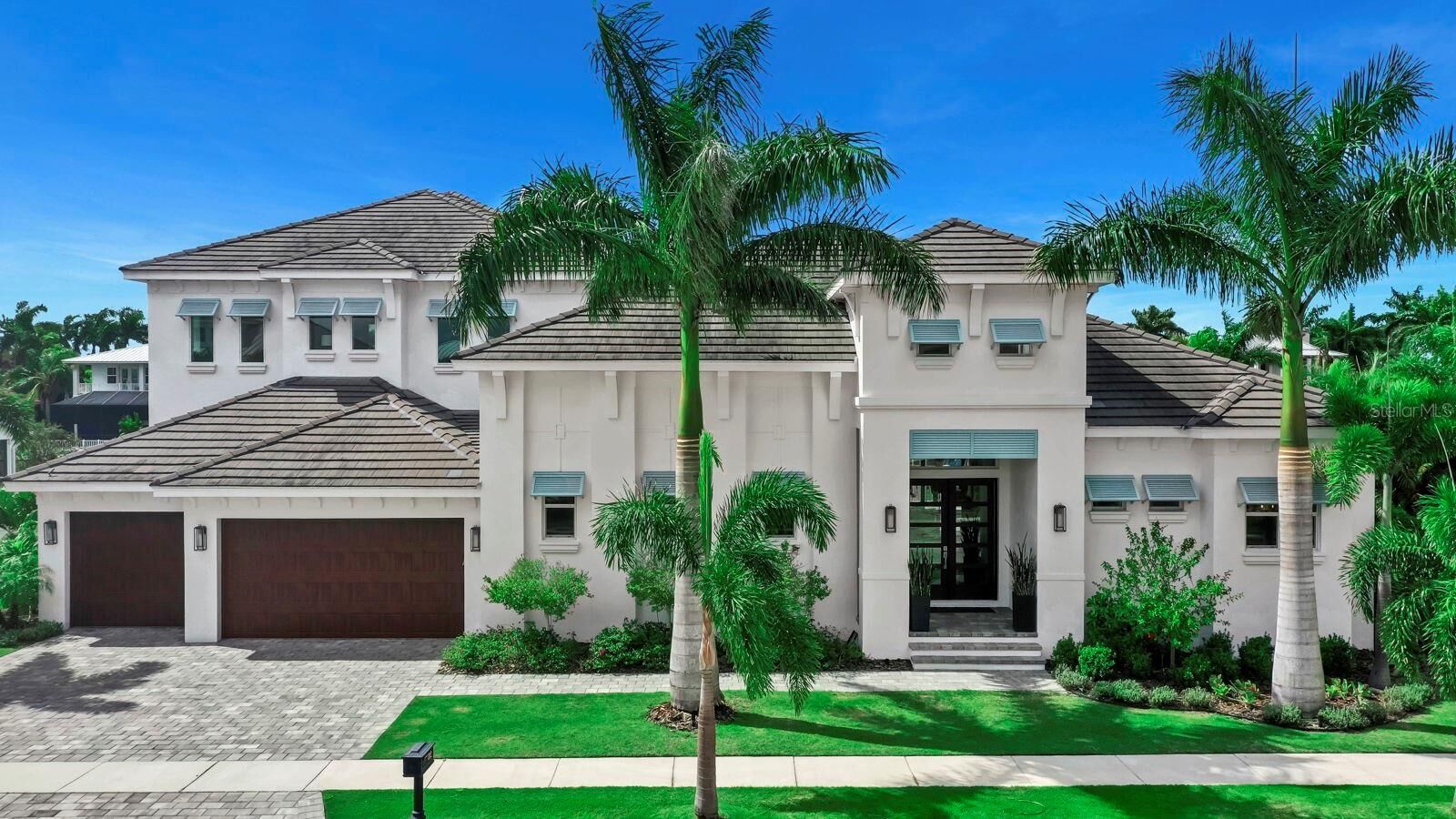 Property Photo: 612 Mirabay Boulevard FL 33572