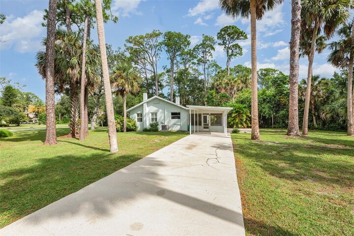 Property Photo: 215 Ponce De Leon Boulevard FL 32114