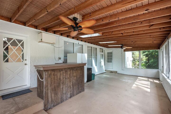 Property Photo:  215 Ponce De Leon Boulevard  FL 32114