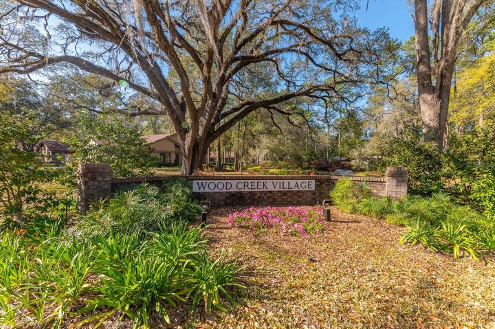 Property Photo: 3907 NW 23rd Circle FL 32605