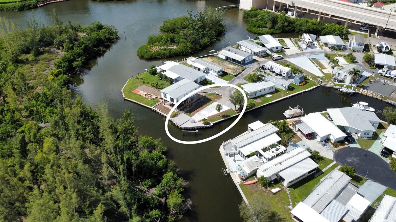 Property Photo: 149 Bayou Drive FL 34285
