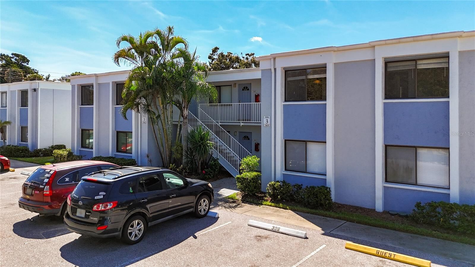 Property Photo: 5310 26th Street W 306 FL 34207
