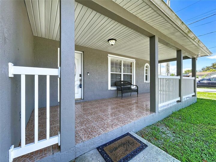 Property Photo: 3324 W Abdella Street FL 33607