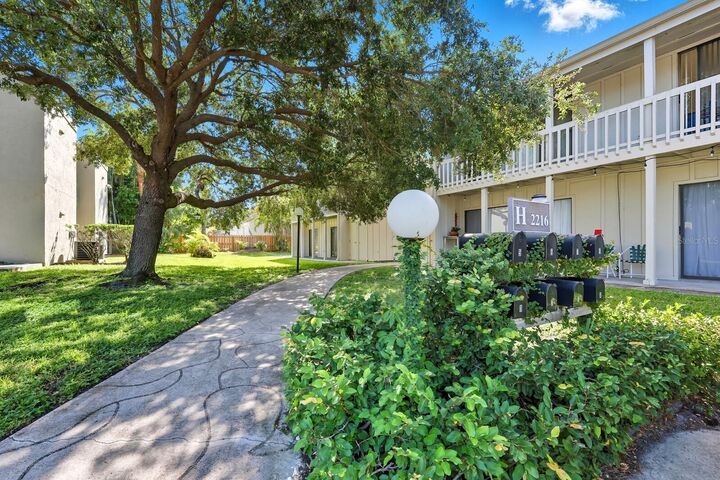 Property Photo: 2216 Bahia Vista Street H1 FL 34239