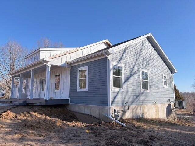 Property Photo:  448 Baseline Road  MI 49090-9614 