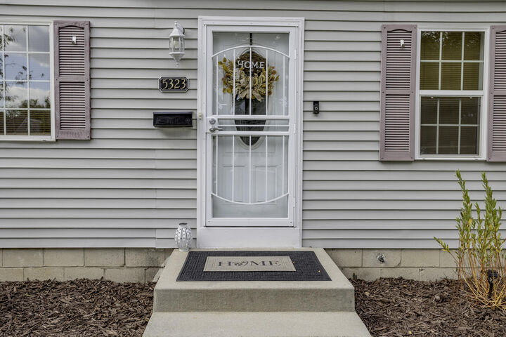 Property Photo: 5323 N 51st Blvd WI 53218