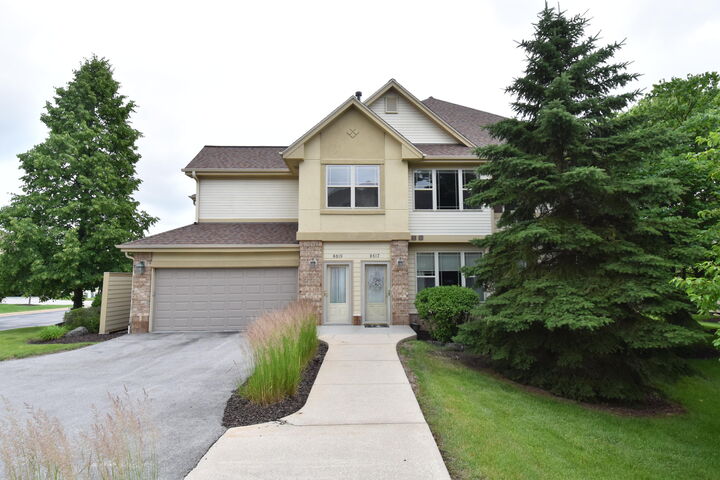 Property Photo: 8619 S Deerwood Ln WI 53132